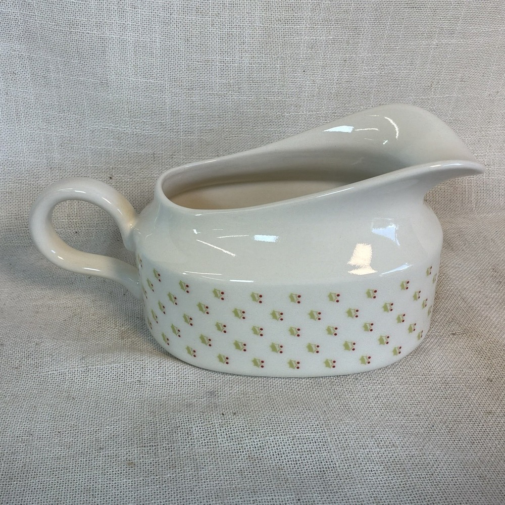 Charlton Hall Kobe Classic‎ Traditions of Christmas Gravy Boat Holly Print Ivory